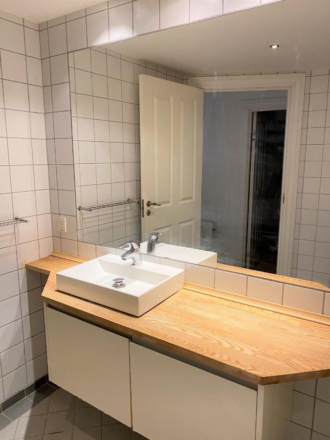 Charming Apartment In Historic City Center Копенхаген Екстериор снимка